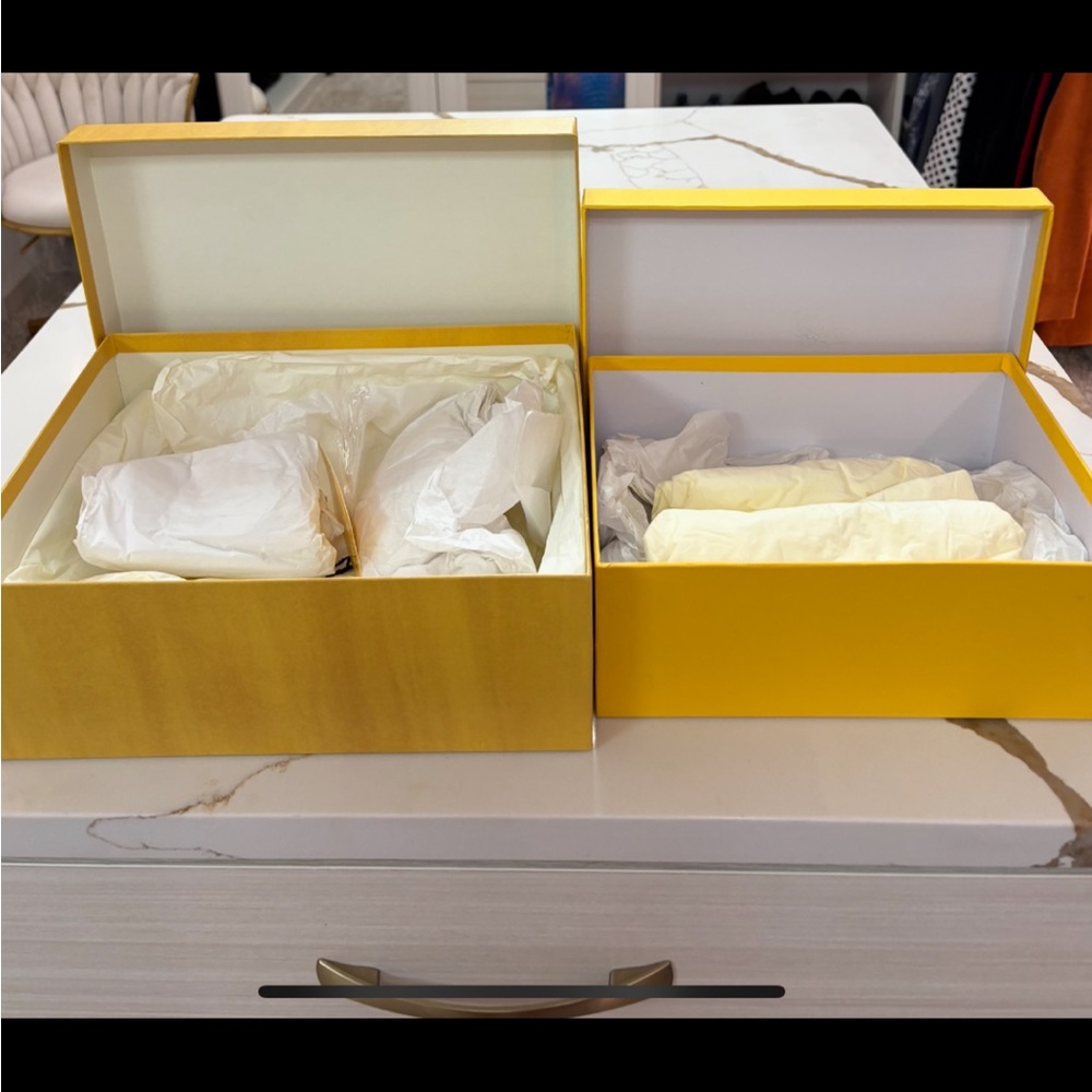 Fendi Bright Yellow Storage Boxes - Picture 4 of 4